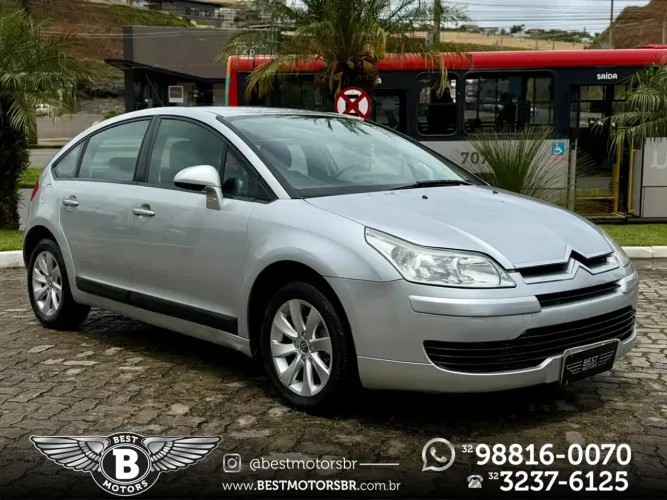 Citroen C4 GLX 2.0 Flex 16V 5P Aut. 2010
