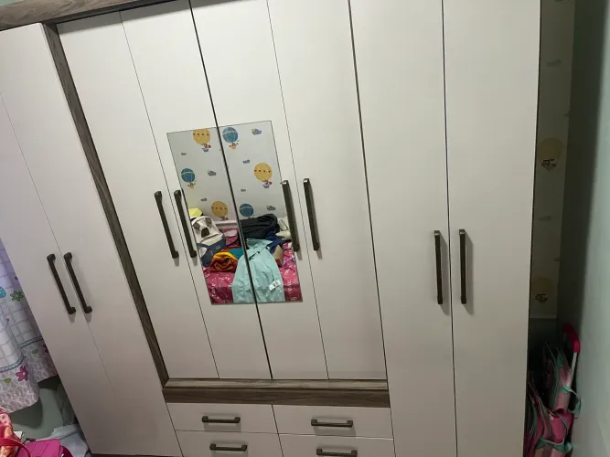 Guarda Roupa