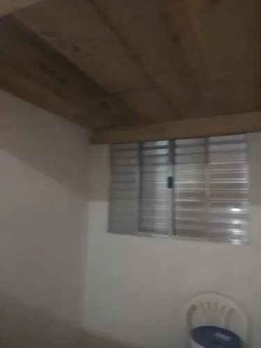 Casa sobreposta só parte de cima