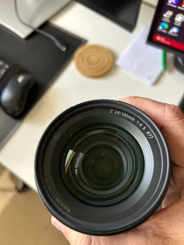 Lente Nikon Z 24-120 F4 S