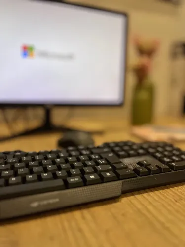 PC Dell completo i3 8ª geração+ Monitor e acessórios novos Na Caixa