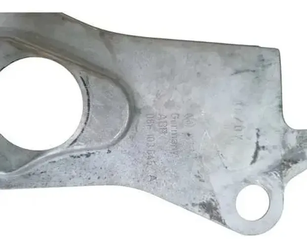 Defletor Chapa Motor Câmbio Vw Passat Jetta Golf 2000 2010
