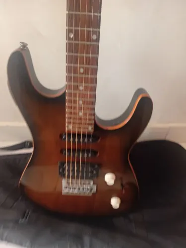 Guitarra Memphis by Targima