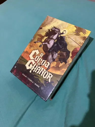 Livro A COROA DE GHANOR