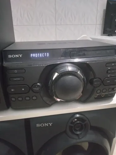 Som Sony MHC-M80D...Observação está com problema de PROTECT 3