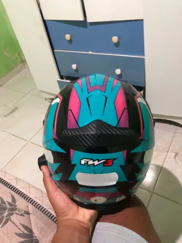 Capacete