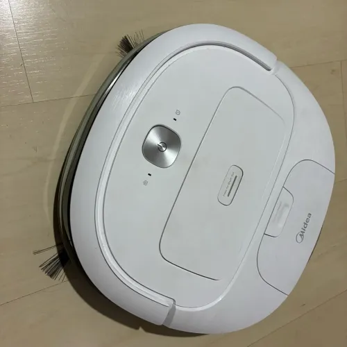 Robo aspirador Midea