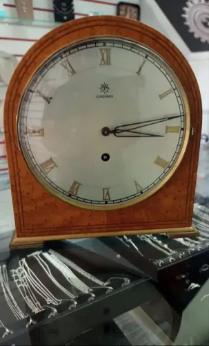 Relogio de mesa Junghans