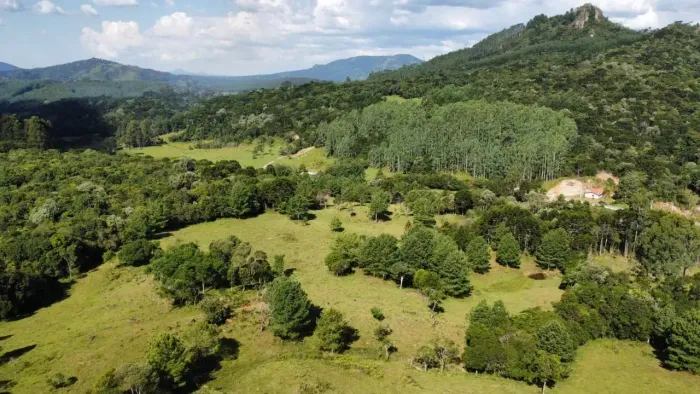 Terreno rural com rio em Bocaina do Sul