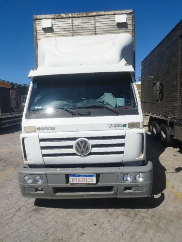 Volks VW 17250 truck Baú