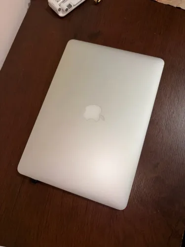 MacBook Air 13 A1466 13? 2017