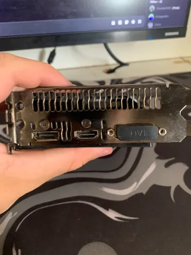 Gtx 1050ti 4gb ?Nova?
