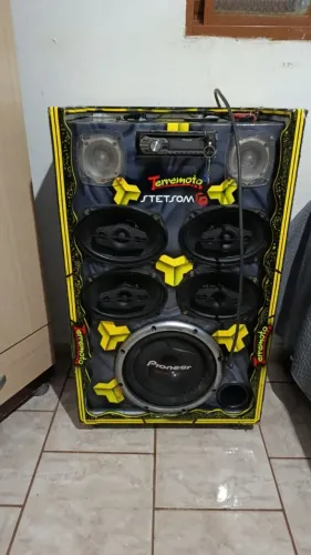 Vendo caixa de som residencial