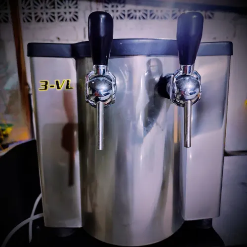 Vendo chopeira elétrica (excelente estado)