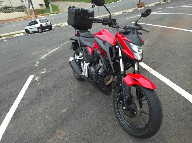 Moto Honda CB300F * Muito nova*