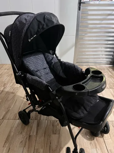 Carrinho e bebê conforto cosco