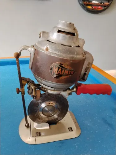 Máquina de costura 