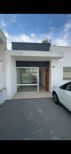 ALUGO CASA COND PORTINARI - 3/4 C SUÍTE -