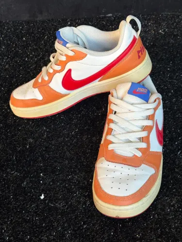tênis nike laranja e vermelho 38