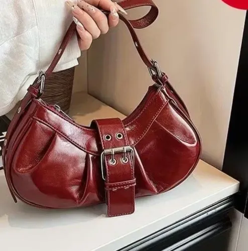 Vendo bolsa pequena estilo retrô vintage