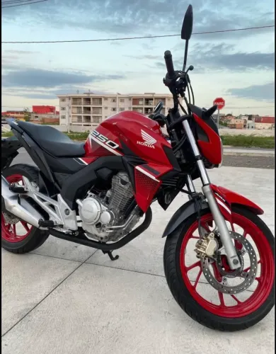 CB Twister 250