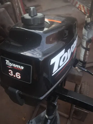 Motor de popa toyama 3.6hp