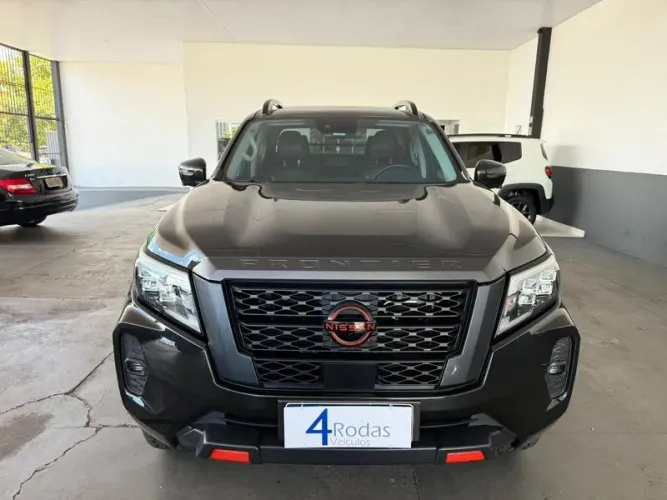 Nissan Frontier Pro4x CD 4X4 2.3 Bi-TB Die. AUT 2024