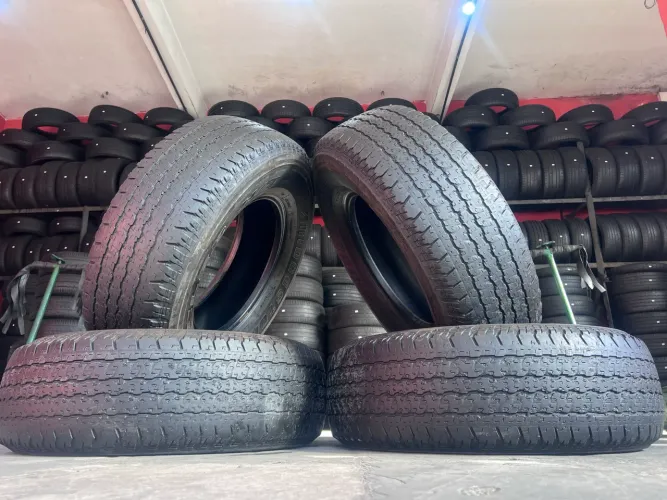 Pneu aro 16 - 265 70 16 Bridgestone Dueler H/T