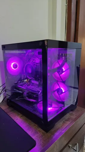 PC Gamer - Ryzen 5500, RTX 4060, 32GB RAM