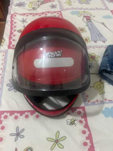 Capacete
