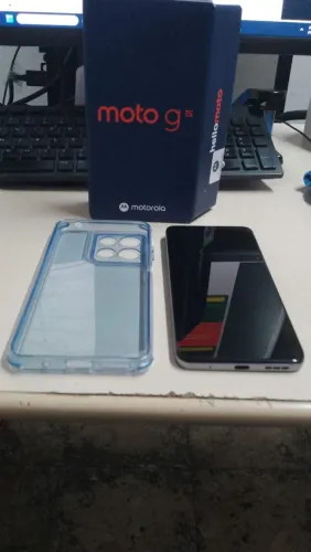 Vende-se celular MOTO G15 (Capa e película)