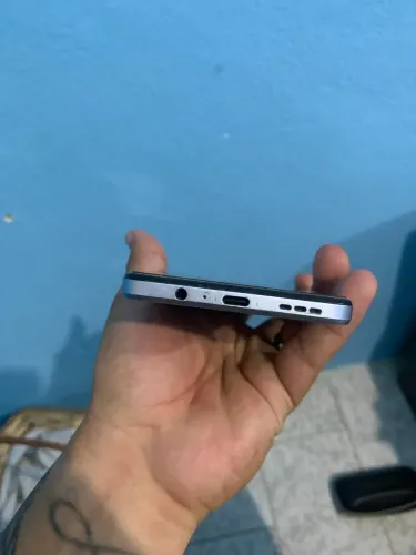 Moto G53