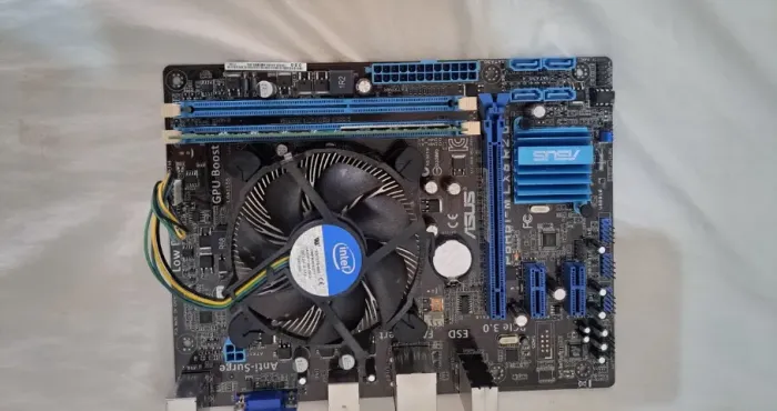 Kit placa mãe i5 3330 4gb DDR3 ENVIO OLX