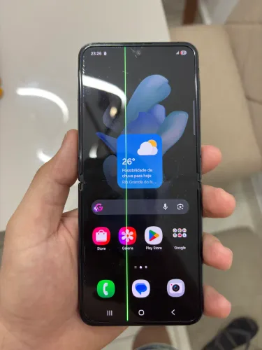 Galaxy Z Flip4 5G 256GB | Excelente Estado