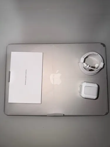 MacBook Air M5 Silver e Sky Blue Novo 1 Ano garantia
