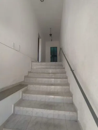 Casa Triplex à venda, 4 quartos, 1 suíte, 2 vagas, Carlos Prates - Belo Horizonte/MG