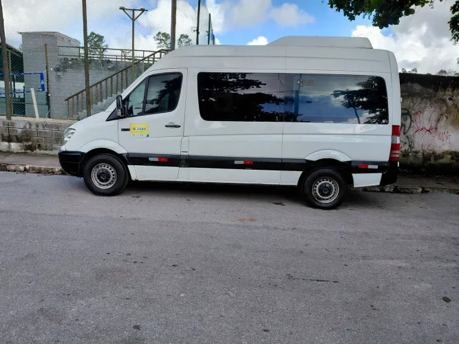 Mercedes-Benz Sprinter 415 Van Luxo T.a. 2.2 Diesel 2013
