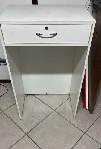 Balcão pequeno de recepção