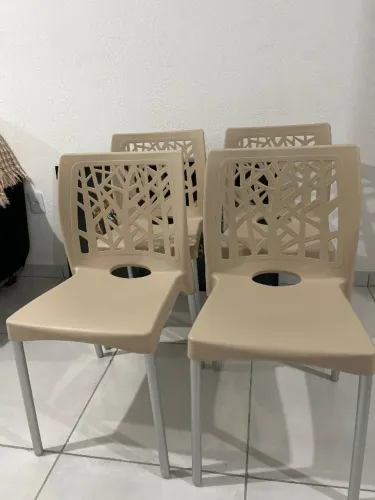 Cadeiras de mesa