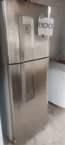 Geladeira com 3 meses de garantia 