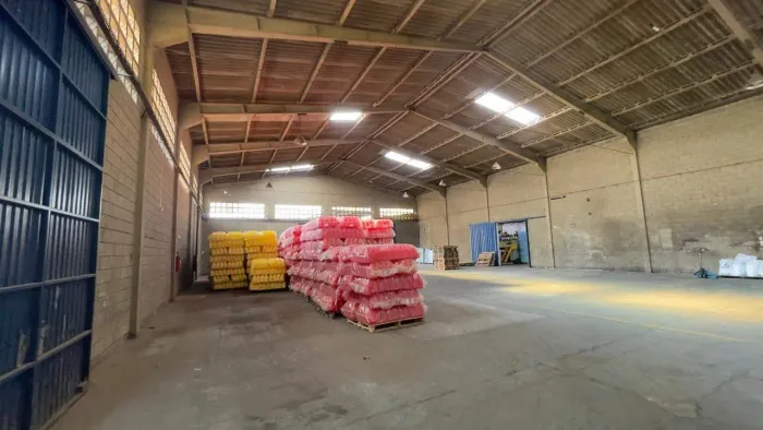 Barracão Comercial para Aluguel no Bairro Graminha, Limeira/SP