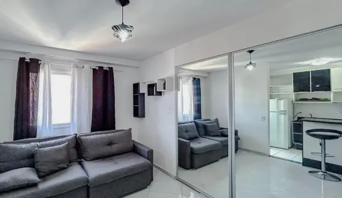 Apto com 1 dormitório para aluguel / com mobília