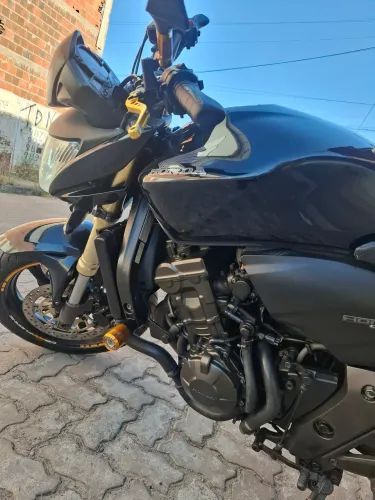 Hornet 600 impecável.