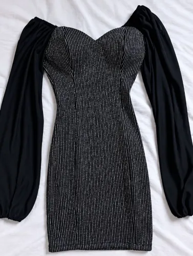 Vestido Curto Com Brilho Prateado| Ideal para festas, Elegante e Sofisticado ?