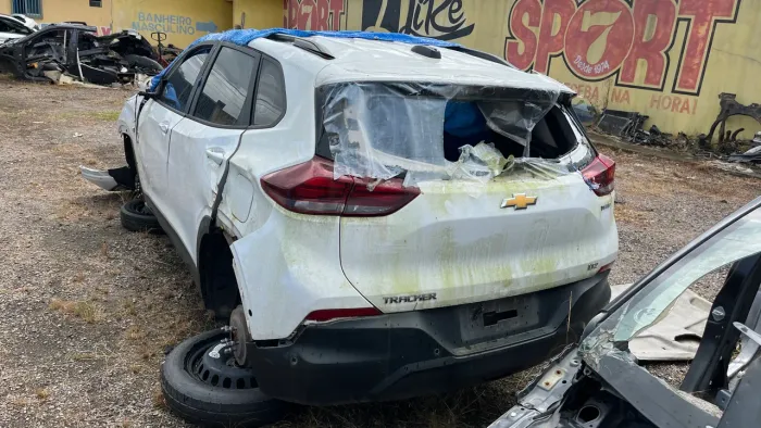 Tampa de Mala Parachoque Traseiro Gm Tracker 1.0 1.2 LT LT Premier 2021 a 2025