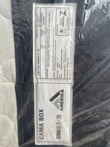 Vende-se Cama Box Casal WhatsApp: *