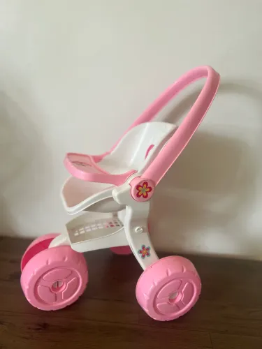Brinquedo carrinho de bebê baby love