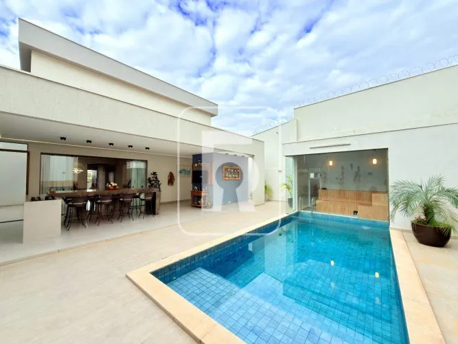 Casa à venda, 4 quartos, 1 suíte, 4 vagas, Quinta das Flores - Conselheiro Lafaiete/MG