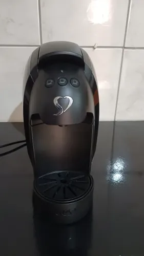 Cafeteira Espresso Três Corações Luna Preta - Oportunidade / Preço Baixo!