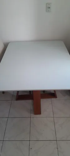 Mesa de jantar 4 lugar 1,20X0,90 laca off tampo de vidro Base madeira maciça